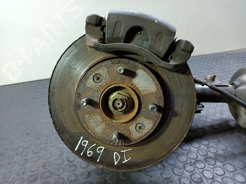Used Left front steering knuckle KIA CARENS II MPV (FJ) 2.0 CRDi (113 hp) 27364516