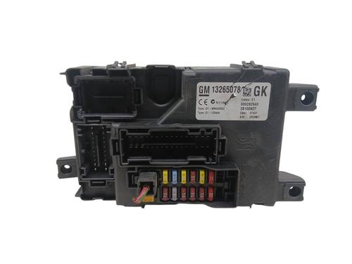 Used Fuse box Fuse box OPEL CORSA D (S07) [2006-2015] 40452426 40452426