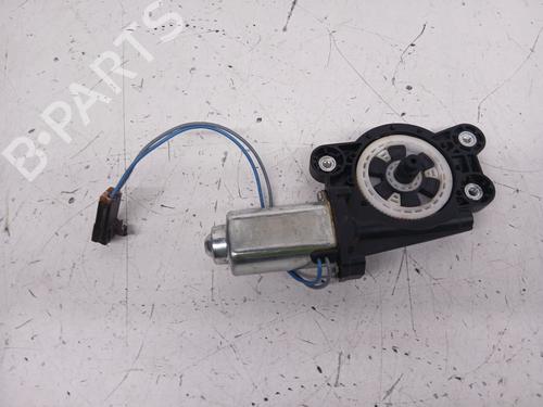 Used Left front window motor NISSAN TERRANO II (R20) [1992-2007]  31646517