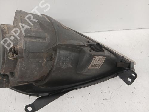 Right headlight FORD FIESTA V (JH_, JD_) 1.4 TDCi | BP27996247C29 