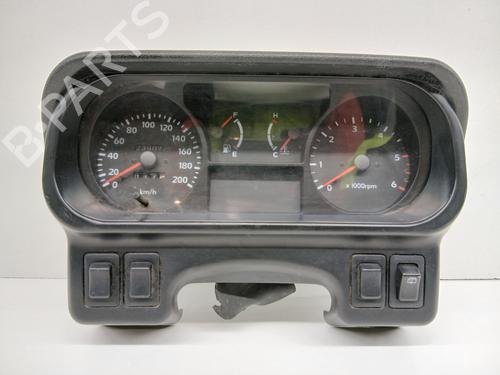 Used Instrument cluster MITSUBISHI GALLOPER (JK-01) 2.5 TD intercooler (99 hp) 31644019