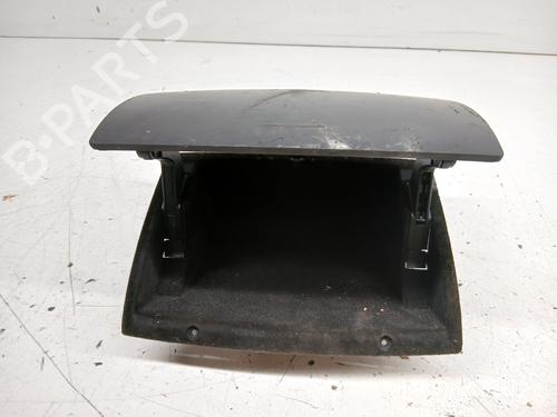 Used Glove box Glove box VW TOUAREG (7LA, 7L6, 7L7) 2.5 R5 TDI (174 hp) 32709084 32709084