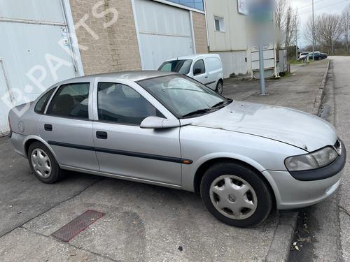 Venstre foran utvendig håndtak OPEL VECTRA B (J96) 2.0 DTI 16V (F19) | BP20816044C128 