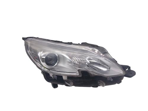 Right headlight PEUGEOT 2008 I (CU_) | BP32011377C29