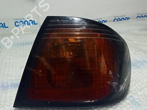 Used Right taillight NISSAN PRIMERA (P10) 2.0 16V 4x4 (116 hp) 20822040