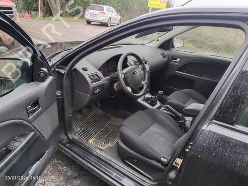 Right headlight FORD MONDEO III (B5Y) 2.0 TDCi | BP32011380C29