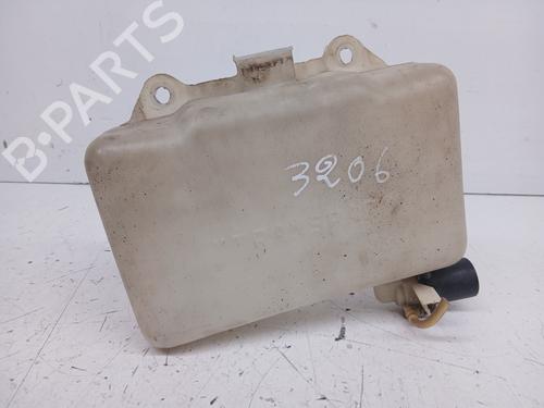 Used Windscreen washer tank Windscreen washer tank SUZUKI SAMURAI Closed Off-Road Vehicle (SJ_) 1.3 (SJ 413) (67 hp) 33942449 33942449