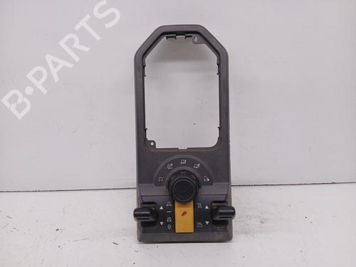 Used Switch Switch LAND ROVER DISCOVERY III (L319) 2.7 TD 4x4 (190 hp) 33039693 33039693