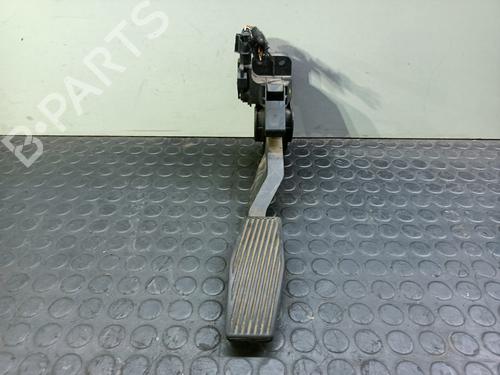 Used Pedal OPEL ZAFIRA A MPV (T98) 2.0 DTI 16V (F75) (101 hp) 20830858