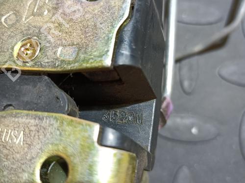 Front left lock CHRYSLER VOYAGER IV (RG, RS) 2.4 | BP20823674C98 