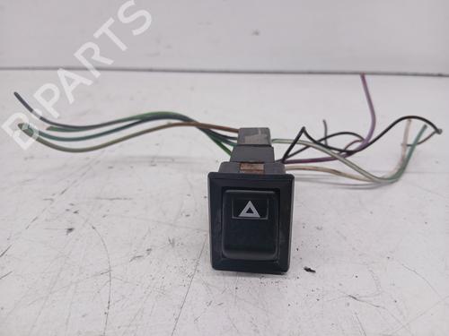 Used Warning switch Warning switch LAND ROVER DEFENDER Station Wagon (L316, L315) 2.5 Td5 4x4 (L316) (122 hp) 33293652 33293652