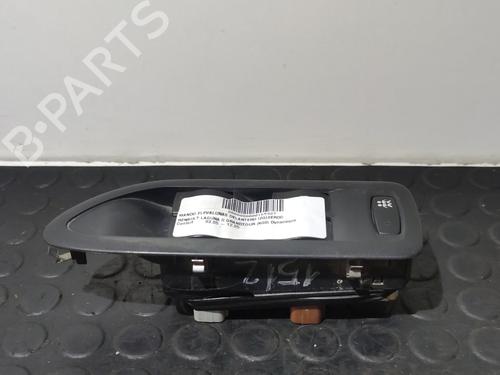 Used Left front window switch RENAULT LAGUNA II Grandtour (KG0/1_) 1.9 dCi (KG1A, KG1W, KG0G) (110 hp) 20820619