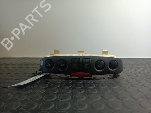 switch-renault-megane-i-coach-da01_-1996-1997-1998-1999-2000-2001-2002-2003-32036595 main image