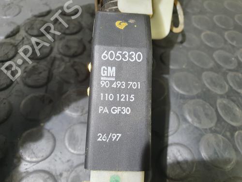 Front left lock OPEL CORSA B (S93) 1.0 i 12V (F08, F68, M68) | BP20823574C98 
