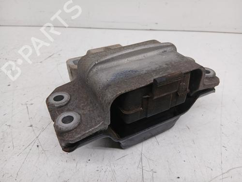 Used Engine mount SKODA SUPERB II (3T4) 2.0 TDI 16V (140 hp) 33162417