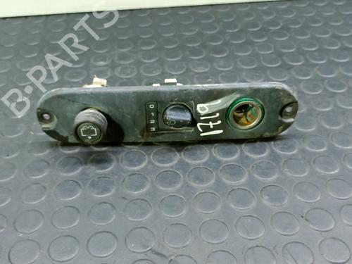 Used Steering column stalk LAND ROVER DEFENDER Station Wagon (L316) 2.5 Td5 4x4 (L316) (122 hp) 20833570