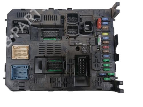 Used Fuse box PEUGEOT 407 SW (6E_, 6D_) [2004-2011]  32446923