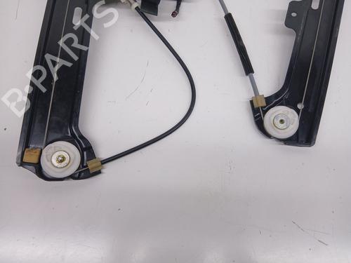 Front left window mechanism BMW 5 (E60) 520 d | BP26730390C22 