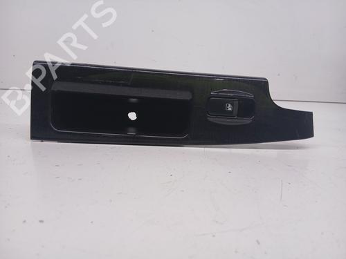 Used Right rear window switch Right rear window switch KIA SORENTO I (JC) 2.5 CRDi 4WD (140 hp) 33113641 33113641
