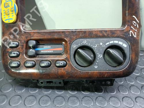 Used Climate control CHRYSLER VOYAGER / GRAND VOYAGER III (GS_, NS_) 2.5 TD (116 hp) 20827503