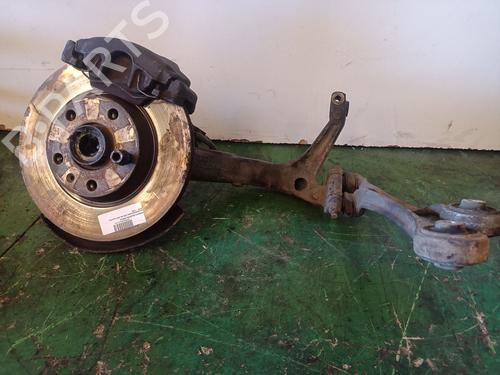 Used Right front steering knuckle VW PASSAT B5 (3B2) 1.9 TDI (115 hp) 32476620