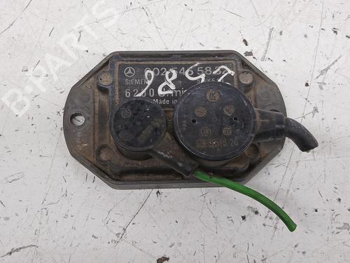 Used Electronic module MERCEDES-BENZ 190 (W201) E 2.0 (201.024) (122 hp) 30402170