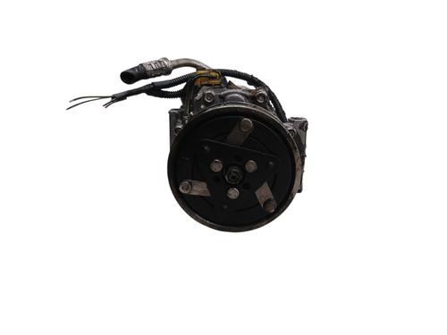 Used AC compressor AC compressor CITROËN C5 I (DC_) 2.0 16V (DCRFNC, DCRFNF) (136 hp) 34135813 34135813