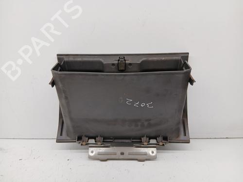 Glove box MITSUBISHI PAJERO II (V3_W, V2_W, V4_W, V5_W) 2.8 TD (V46W, V26W) | BP27600074C95 