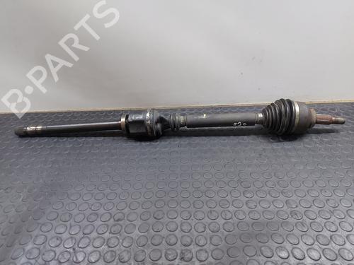 Used Left front driveshaft RENAULT LAGUNA II (BG0/1_) [2001-2007]  31594502