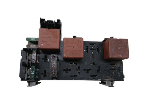 Used Fuse box Fuse box 37183059 37183059