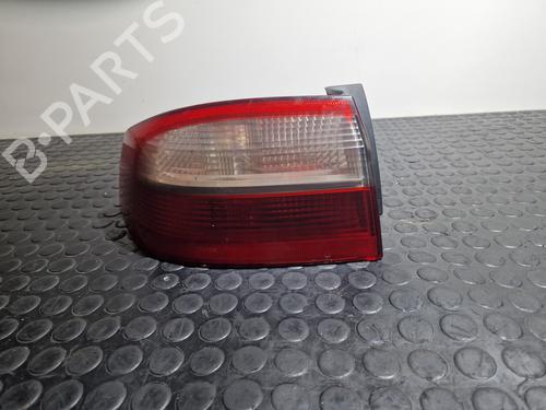 Used Left taillight RENAULT LAGUNA II (BG0/1_) [2001-2007]  20825371