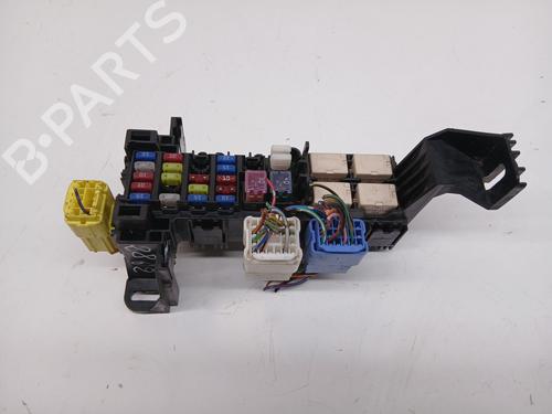 Used Fuse box Fuse box SUZUKI GRAND VITARA I (FT, HT) 2.0 HDI 110 16V 4x4 (SQ420D, TD83V, JA420WD) (109 hp) 33161499 33161499