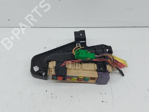 Used Fuse box RENAULT CLIO III (BR0/1, CR0/1) 1.5 dCi (C/BR0G, C/BR1G) (68 hp) 28671004