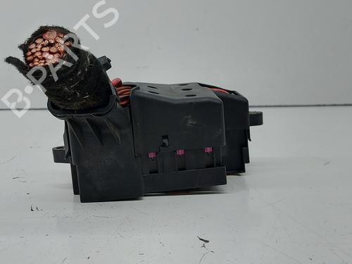 Fuse box VW TOUAREG (7LA, 7L6, 7L7) 2.5 R5 TDI | BP28670976E1 