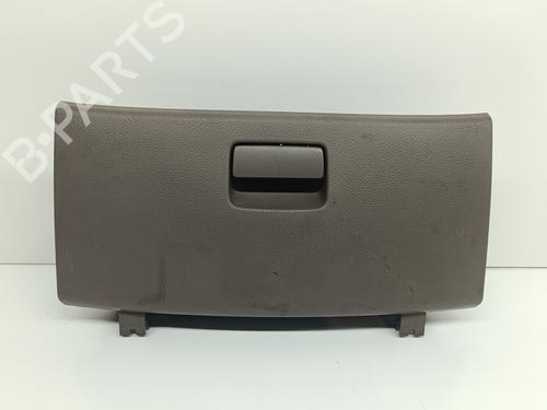 Used Glove box NISSAN CABSTAR (F24M, F24W) 35.14 DCI, 45.14 DCI 2.5 (F24M) (136 hp) 21289431