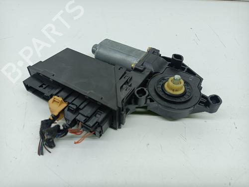 Used Right rear window motor AUDI A4 B6 (8E2) 2.0 (130 hp) 20829891