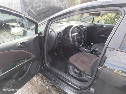 Left headlight SEAT LEON (1P1)  | BP32010835C28 