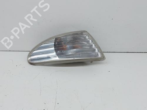 Used Right front indicator FORD MONDEO I Saloon (GBP) 2.0 i 16V (136 hp) 26437170