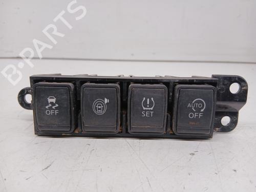 Used Switch NISSAN JUKE (F15) [2010-2019]  29618560