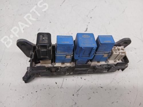 Used Fuse box NISSAN TERRANO II (R20) 2.7 TDi 4WD (125 hp) 30551663