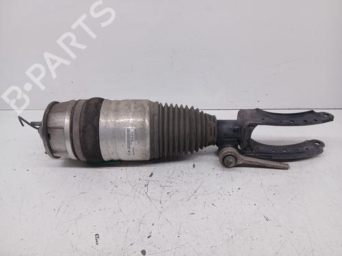 Used Right front shock absorber Right front shock absorber PORSCHE CAYENNE (92A) [2010-2018] 33119650 33119650