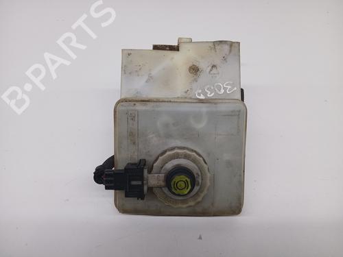 brake-master-cylinder-ford-transit-connect-p65_-p70_-p80_-2002-33548410 main image
