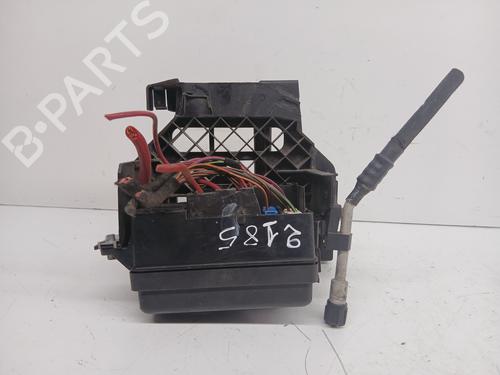Used Fuse box MINI MINI (R56) Cooper D (109 hp) 28004898