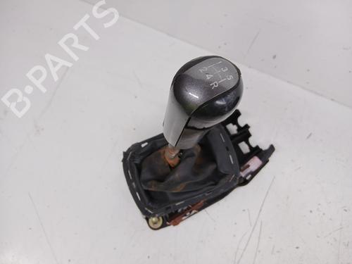 Used Gear lever TOYOTA AVENSIS (_T25_) 2.0 VVT-i (AZT250_, AZT250R) (147 hp) 29409092