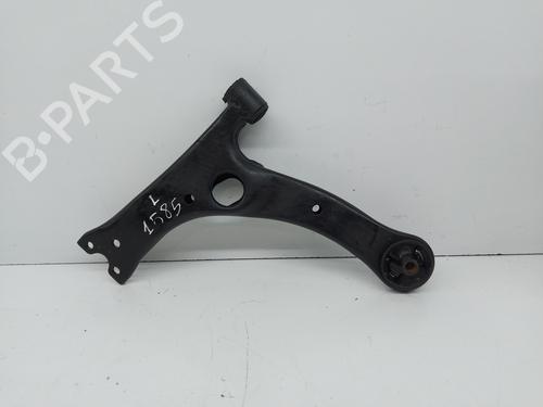 Used Left front suspension arm TOYOTA COROLLA Verso (ZER_, ZZE12_, R1_) 2.2 D-4D (AUR10_, AUR10R) (136 hp) 26275702