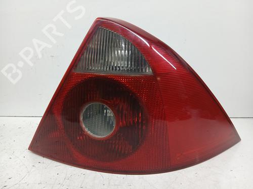 Used Right taillight FORD MONDEO III (B5Y) 2.0 TDCi (130 hp) 29220247