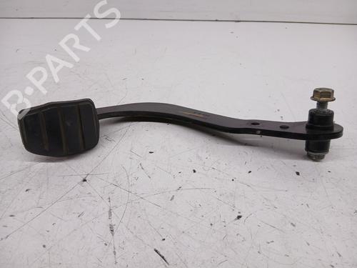 Used Clutch pedal RENAULT MASTER II Van (FD) 2.5 dCi (120 hp) 26040150