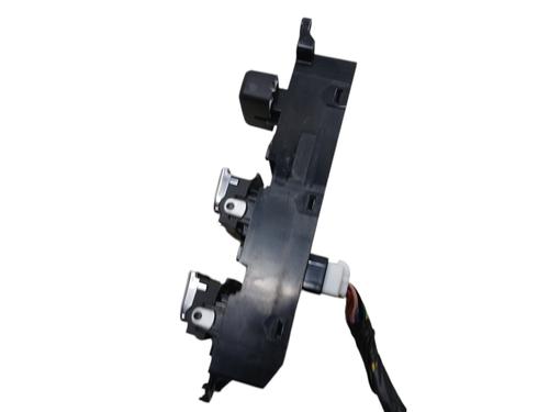 Left front window switch KIA CARENS IV 1.7 CRDi | BP37092578I27 - Image 2