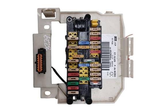 Used Fuse box Fuse box 38914243 38914243