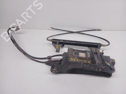 Used Electric handbrake RENAULT SCÉNIC II (JM0/1_) [2003-2010]  26914044